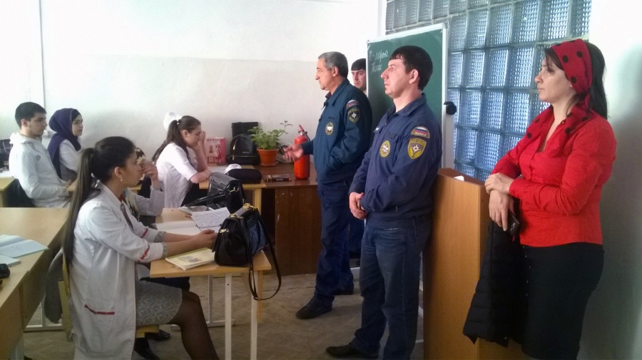 Встреча сотрудников ГО ЧС со студентами Медицинского колледжа