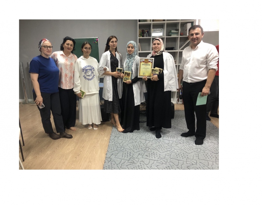 Интеллектуальный квиз «Игра с умом» посвящённый Дню единства народов Дагестана