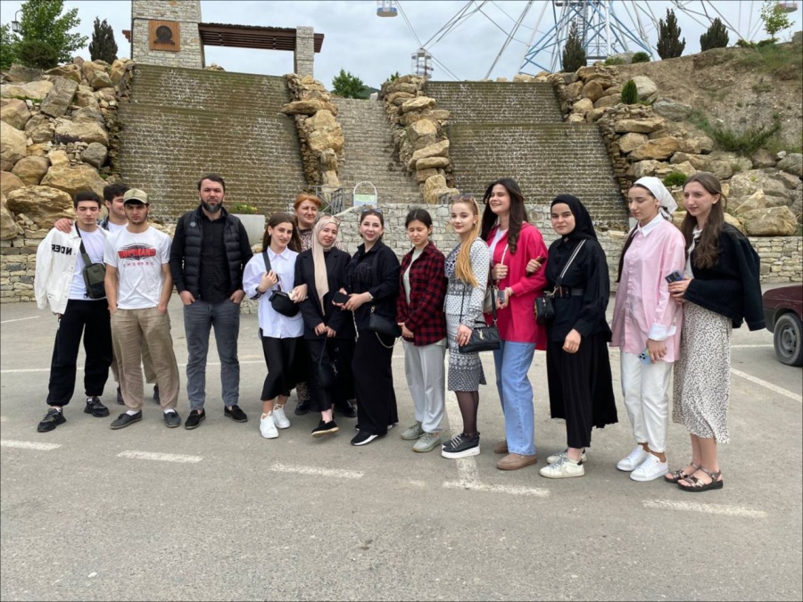 Экскурсия студентов.