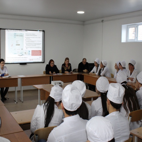 Встреча  представителей ФОМСа со студентами Колледжа