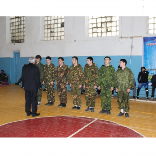 Военно - патриотическая эстафета " Зарница".