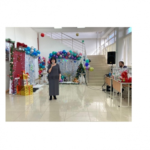 НОВОГОДНИЙ ВЕЧЕР В МЕДИЦИНСКОМ КОЛЛЕДЖЕ.