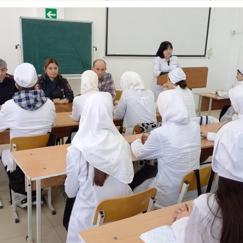 Встреча студентов с работниками отдела ОМВД РД по городу Хасавюрт